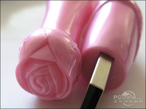 送女友表爱情 花语玫瑰U盘三好街送大礼